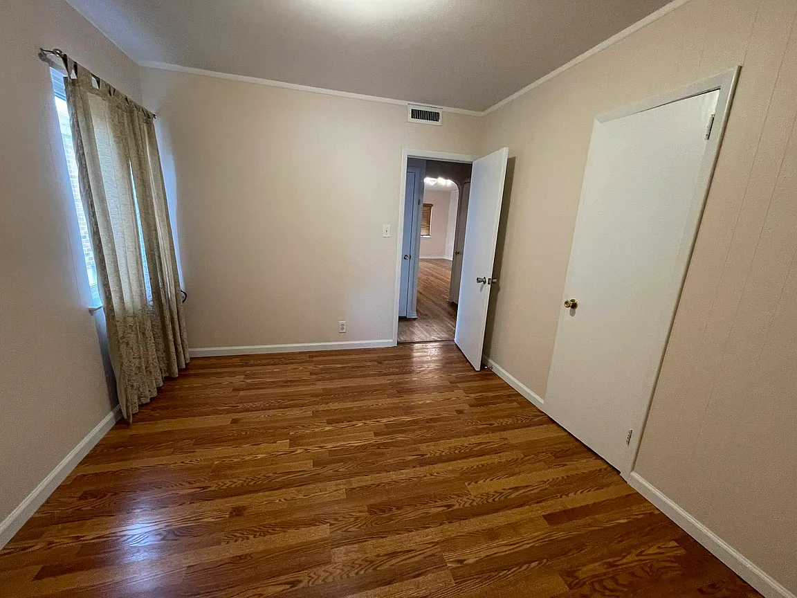 1 | ALL NEW YORK APARTMENTS | 22, 16